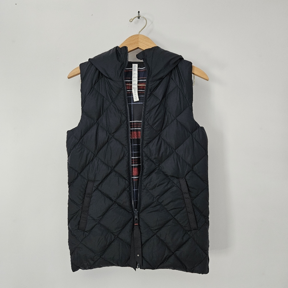 Lululemon Reversible Hooded Lightweight Down Vest